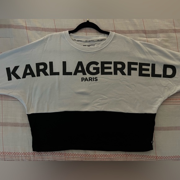 Sweatshirt - Picture 5 of 5